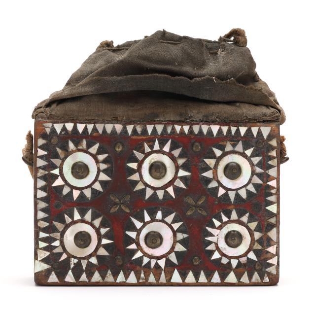 a-taiwanese-inlaid-shaman-box