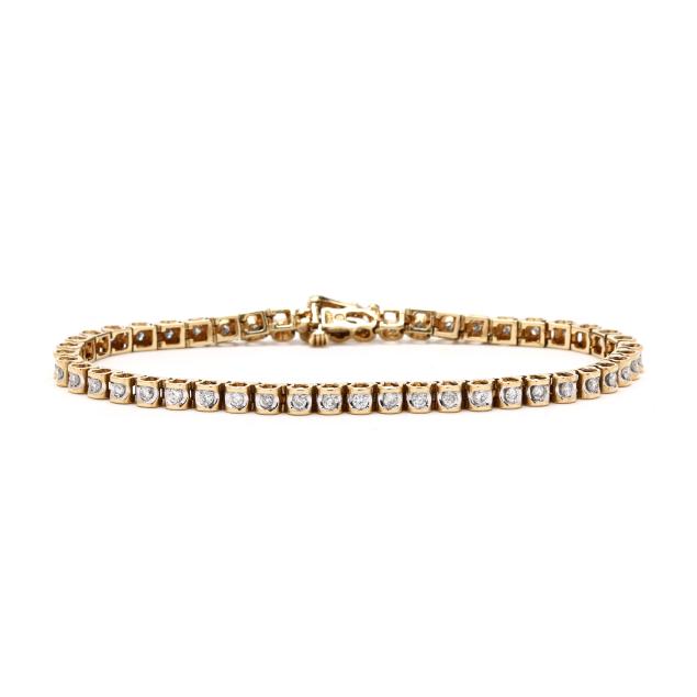 gold-and-diamond-line-bracelet