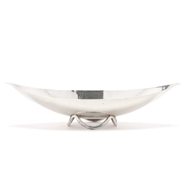 a-modernist-sterling-silver-dish-by-alfredo-sciarrotta