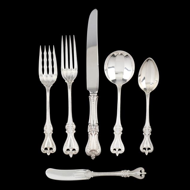 towle-i-old-colonial-i-sterling-silver-flatware-service-for-eight