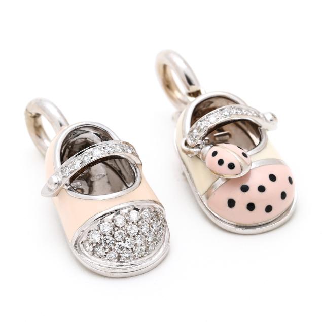 two-white-gold-enamel-and-diamond-shoe-charms-aaron-basha