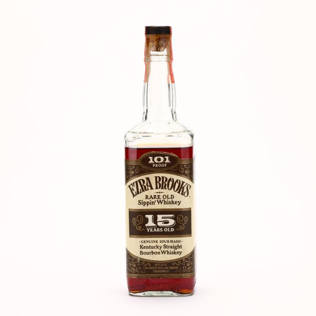 ezra-brooks-rare-old-sippin-whiskey-15-years-old-1-bt