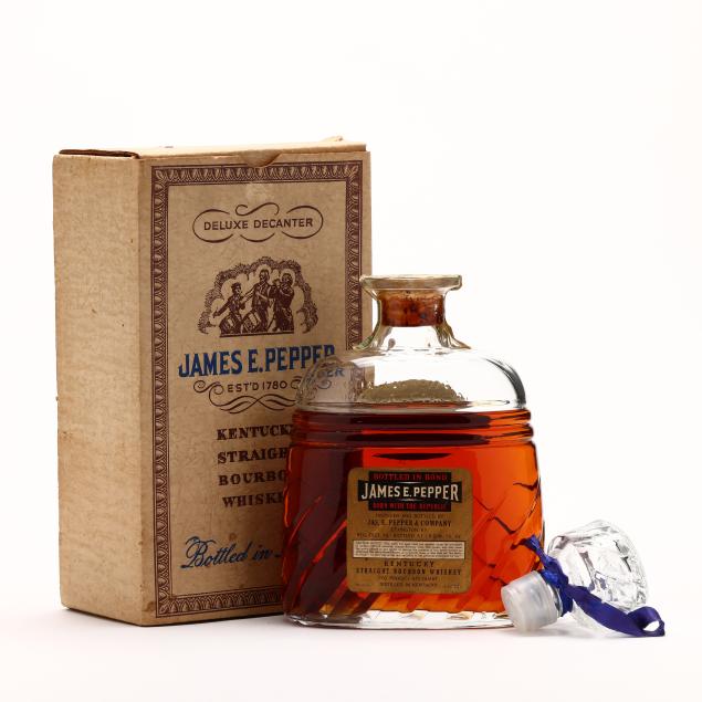 james-e-pepper-whiskey-bottled-in-bond-in-glass-decanter-1-bt