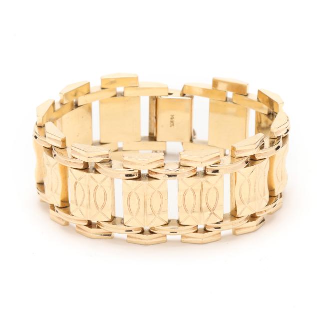 wide-gold-fancy-link-bracelet