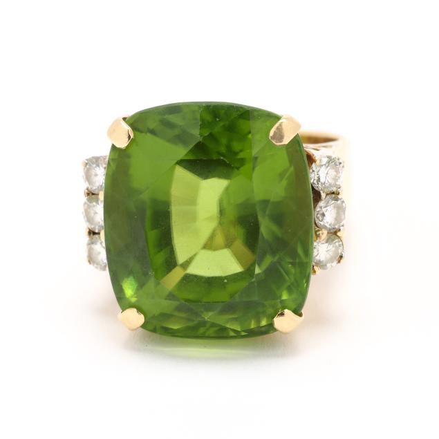 gold-peridot-and-diamond-ring