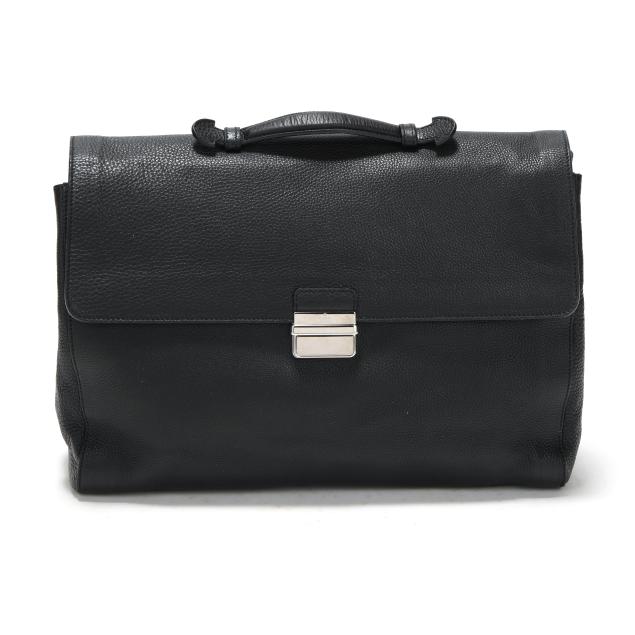 black-leather-briefcase-gucci