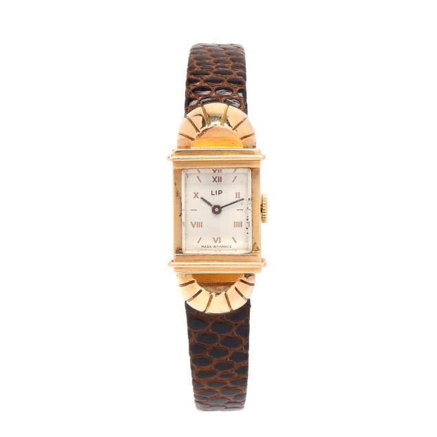 vintage-gold-watch-lip