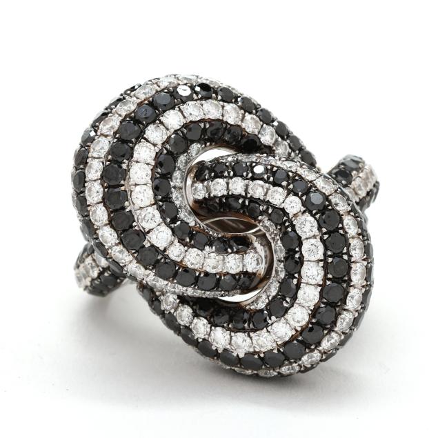 white-gold-diamond-and-black-diamond-knot-motif-ring