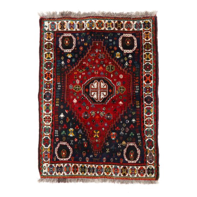 qashqai-area-rug