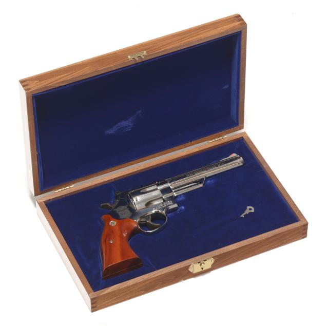 smith-wesson-model-29-2-44-magnum-north-carolina-state-highway-patrol-50th-anniversary-revolver-w-wooden-display-case