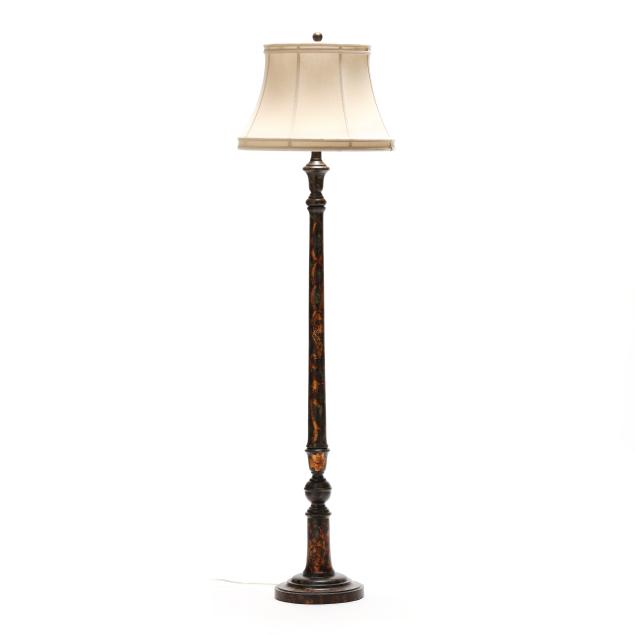 chinoiserie-lacquered-wood-floor-lamp