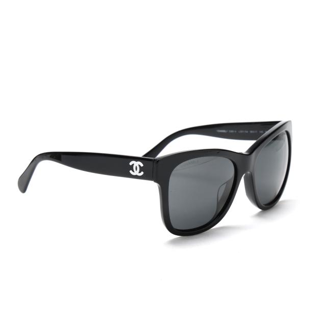 black-resin-sunglasses-chanel