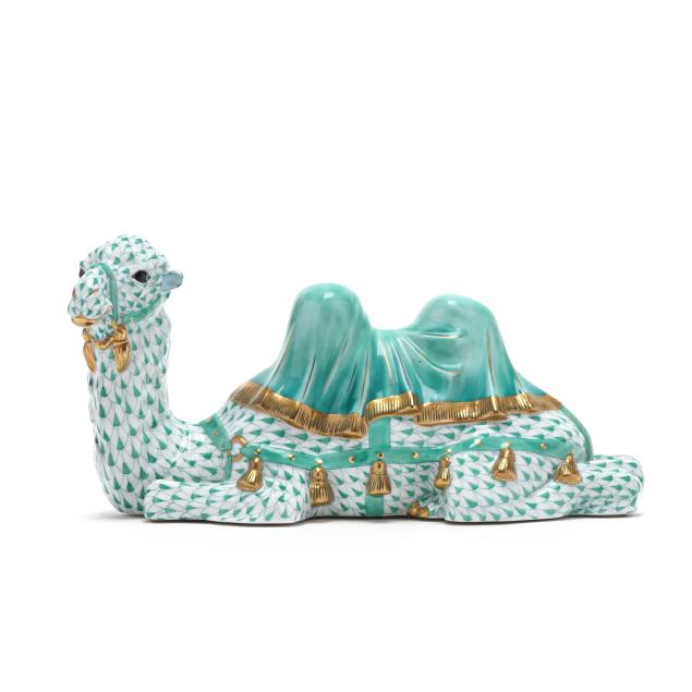 herend-green-fishnet-porcelain-camel