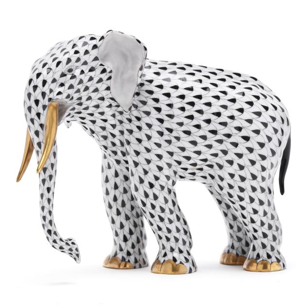 herend-black-fishnet-porcelain-elephant