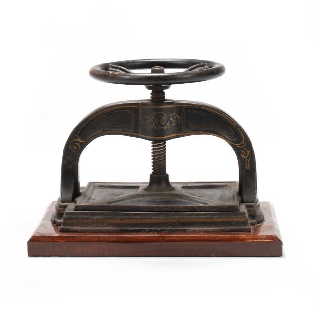 victorian-cast-iron-book-press