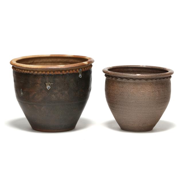 mark-hewitt-nc-b-1955-two-stoneware-jardinieres-with-spiral-pattern