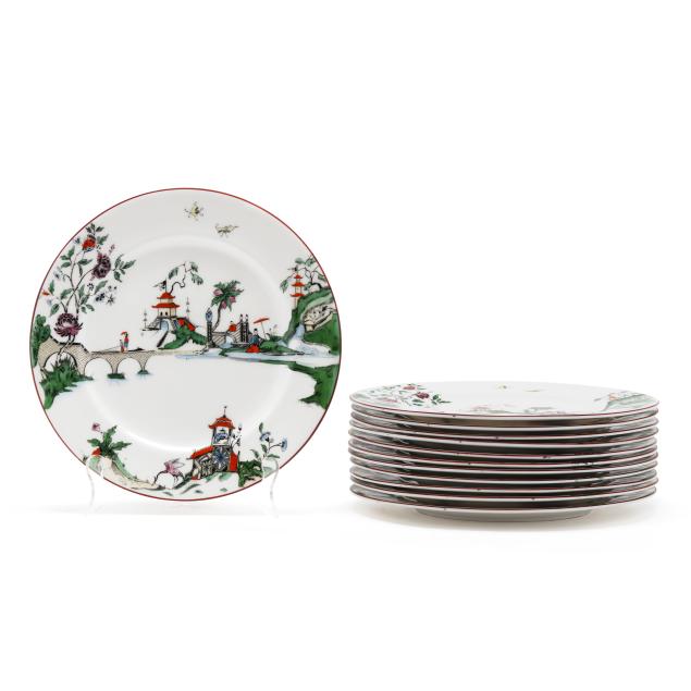 set-of-twelve-royal-worcester-chinoiserie-patterned-porcelain-plates