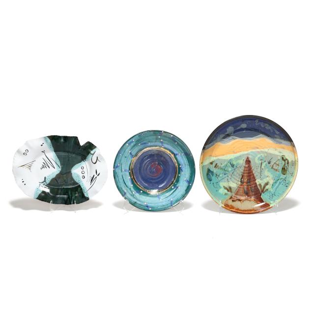 three-large-art-pottery-dishes-including-mangum-pottery-weaverville-nc