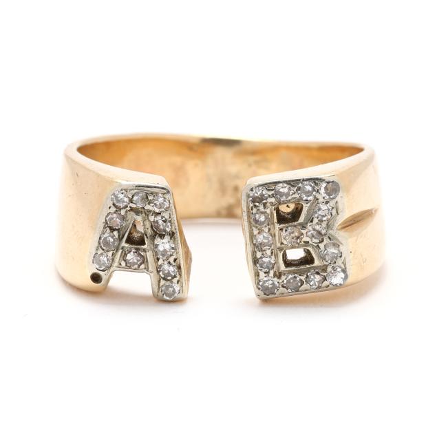 gold-and-diamond-initial-ring