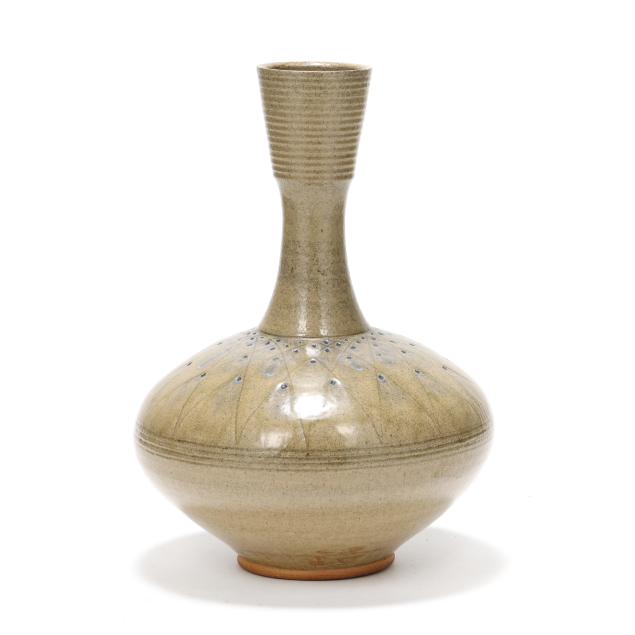 mark-hewitt-nc-b-1955-large-stoneware-floor-vase-with-star-design