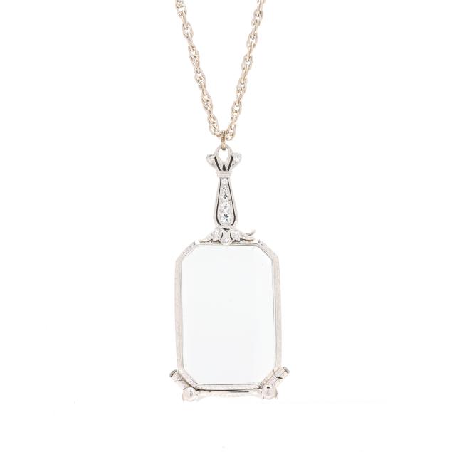 antique-platinum-and-diamond-lorgnette-on-chain