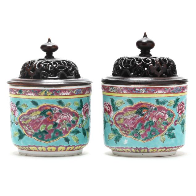 a-pair-of-chinese-porcelain-jars-for-the-straits-or-peranakan-market