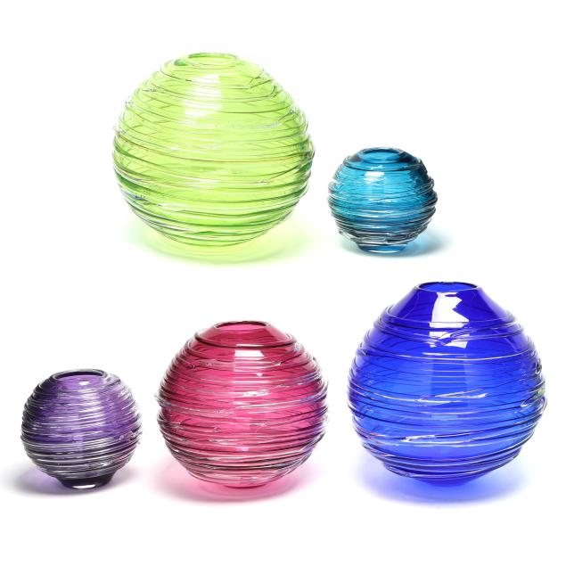 william-yeoward-five-i-miranda-globe-vases-i