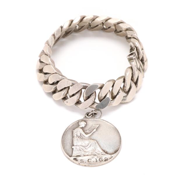 silver-curb-link-bracelet-with-medallion