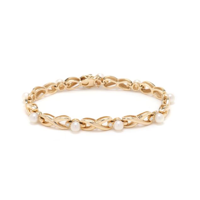 gold-pearl-and-diamond-xo-motif-bracelet