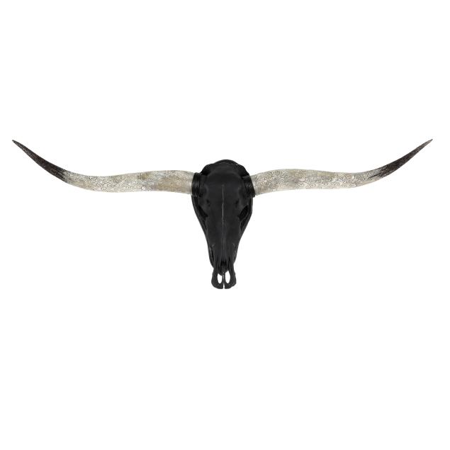 custom-carved-horn-taxidermy-bull-skull