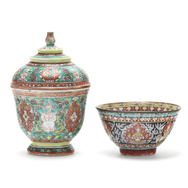 two-chinese-bencharong-export-porcelain-for-the-thai-market
