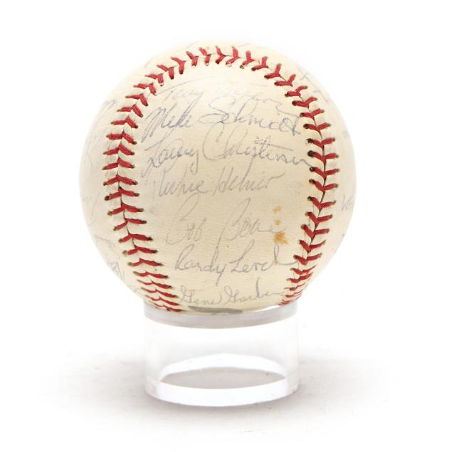 philadelphia-phillies-team-signed-baseball-25-signatures