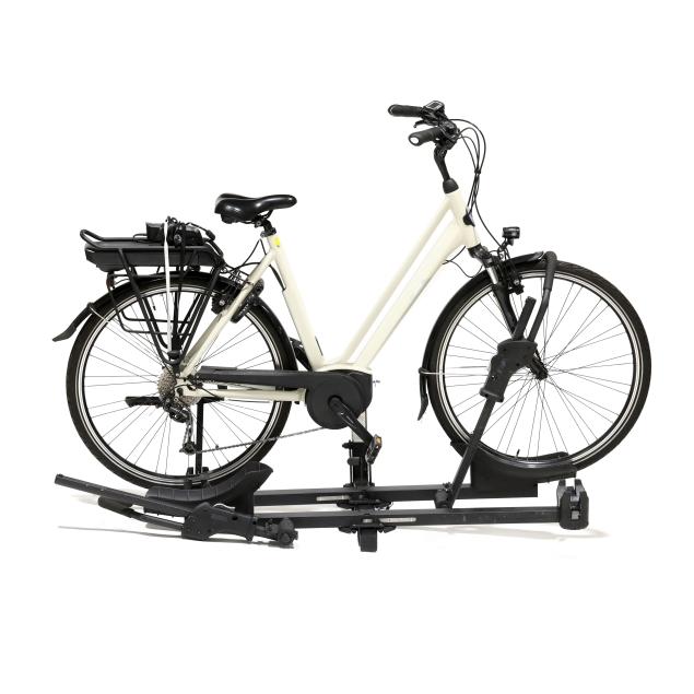 koninklijke-i-gazelle-i-medeo-t9-electric-bicycle-and-thule-bike-rack