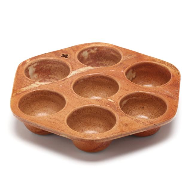 barking-spider-bakersville-nc-pottery-muffin-pan