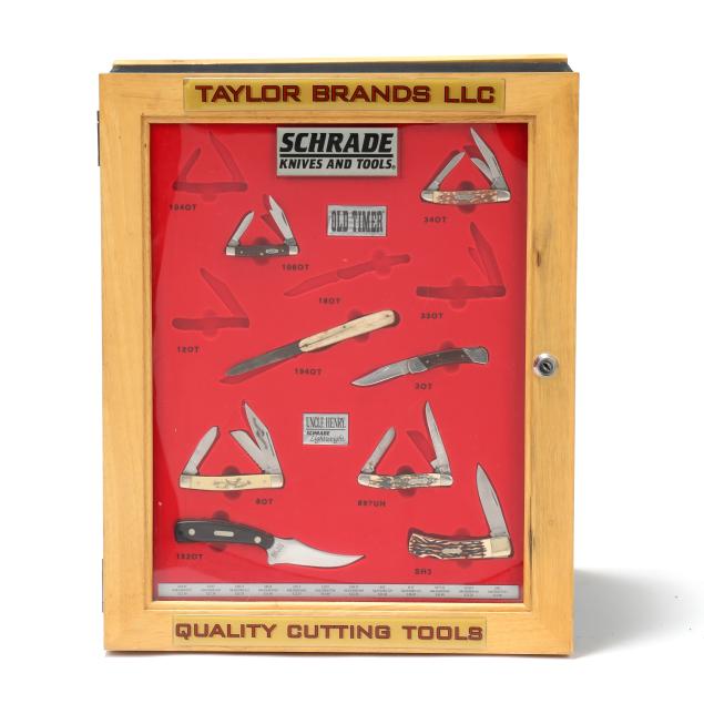 schrade-old-timer-display-case-with-11-knives