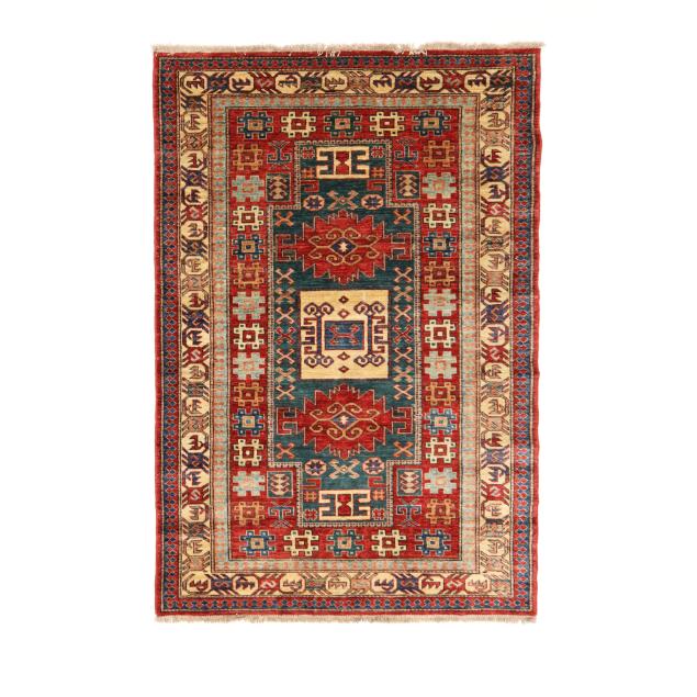 kazak-style-area-rug