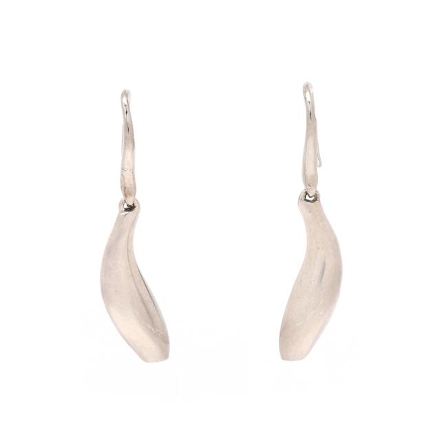 silver-fish-dangle-earrings-frank-gehry-for-tiffany-co