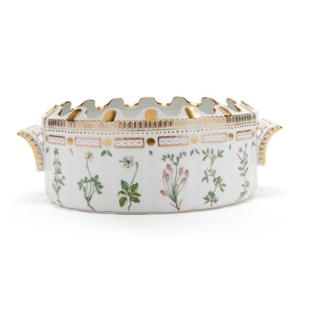 royal-copenhagen-i-flora-danica-i-porcelain-monteith