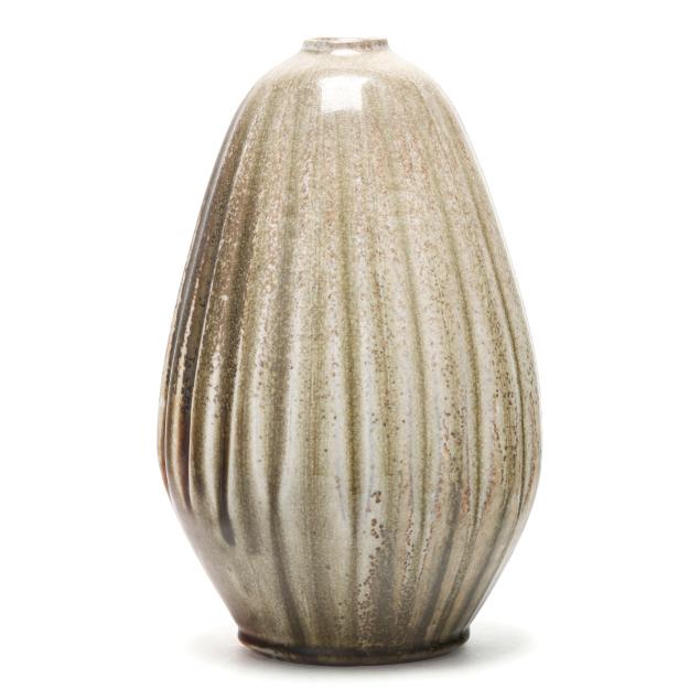 ben-owen-iii-seagrove-nc-b-1968-large-carved-melon-pear-vase