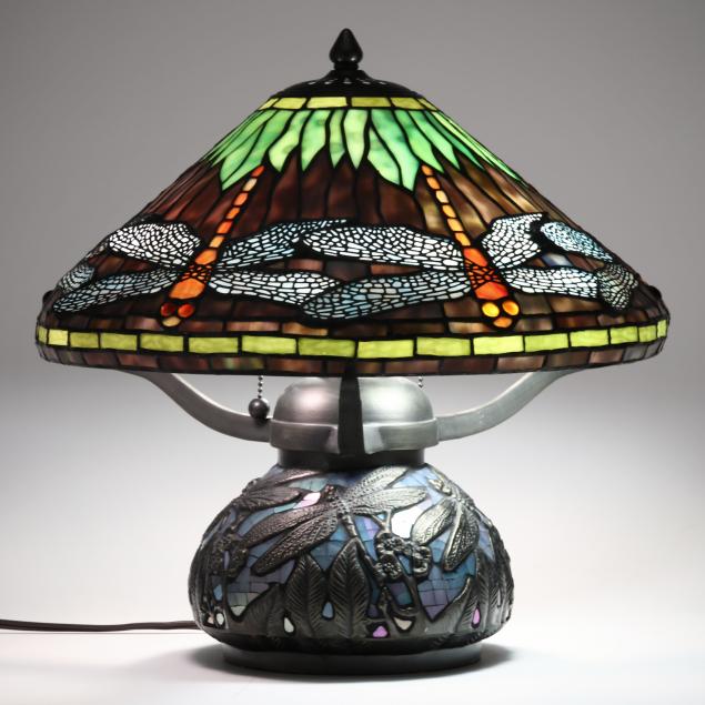 patriot-lighting-leaded-glass-dragonfly-table-lamp