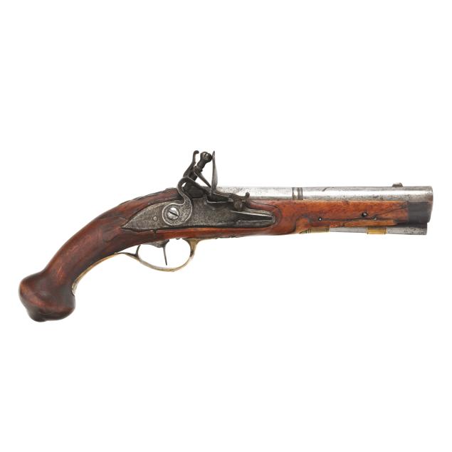 flintlock-pistol-w-wall-display