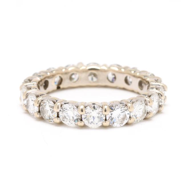 white-gold-and-diamond-eternity-band