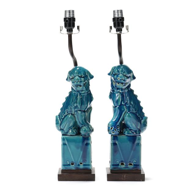a-pair-of-safavieh-blue-pottery-foo-dog-table-lamps