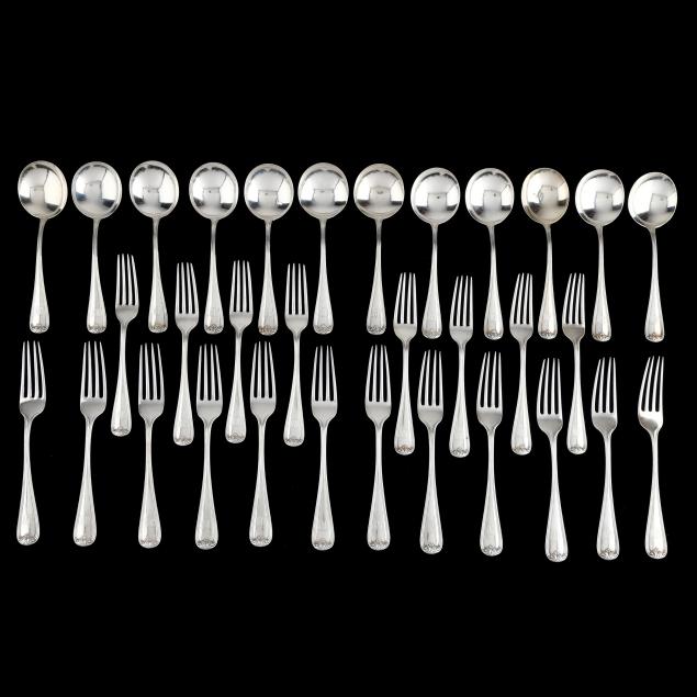 collection-of-durgin-i-new-standish-i-sterling-silver-flatware