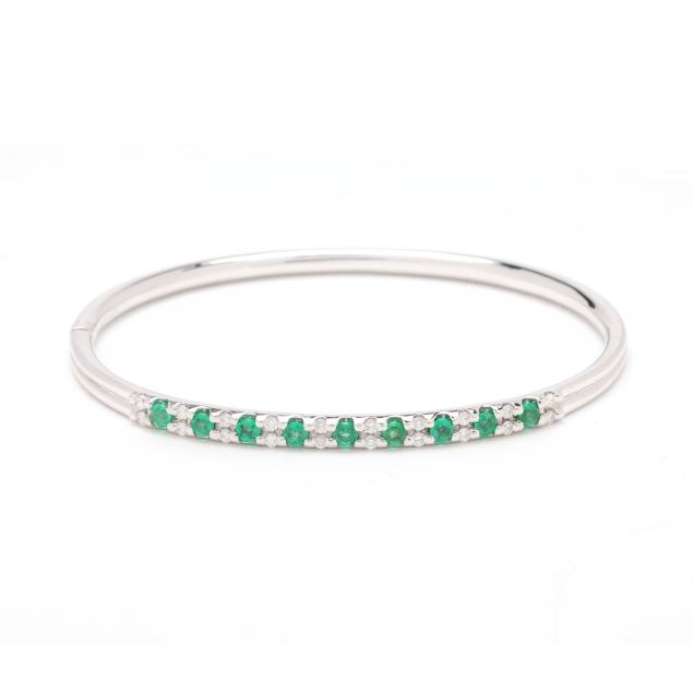 white-gold-emerald-and-diamond-bangle