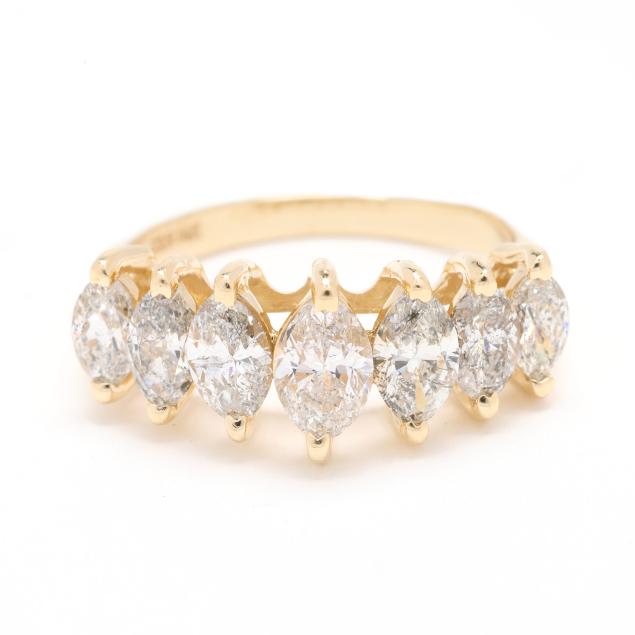 gold-and-diamond-pyramid-ring