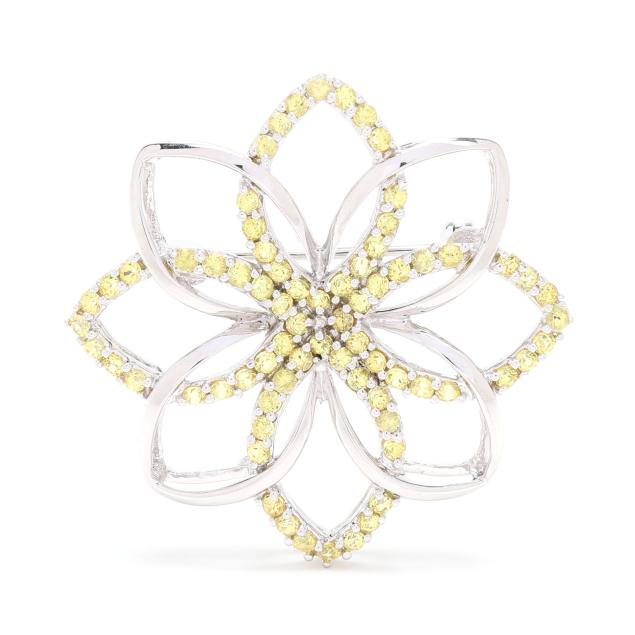 white-gold-and-yellow-sapphire-flower-brooch