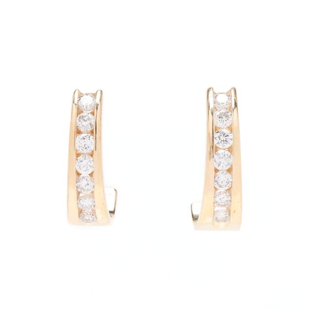 gold-and-diamond-earrings