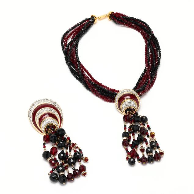 vintage-shell-motif-necklace-and-brooch-valentino