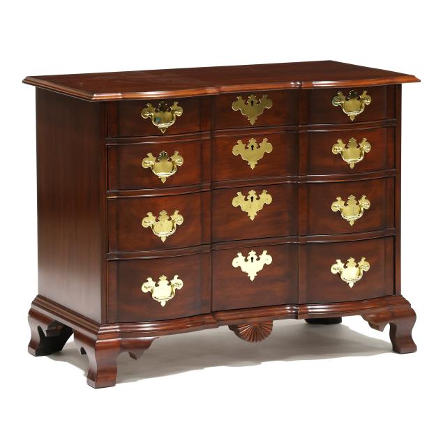 henkel-harris-spnea-oxbow-front-mahogany-chest-of-drawers